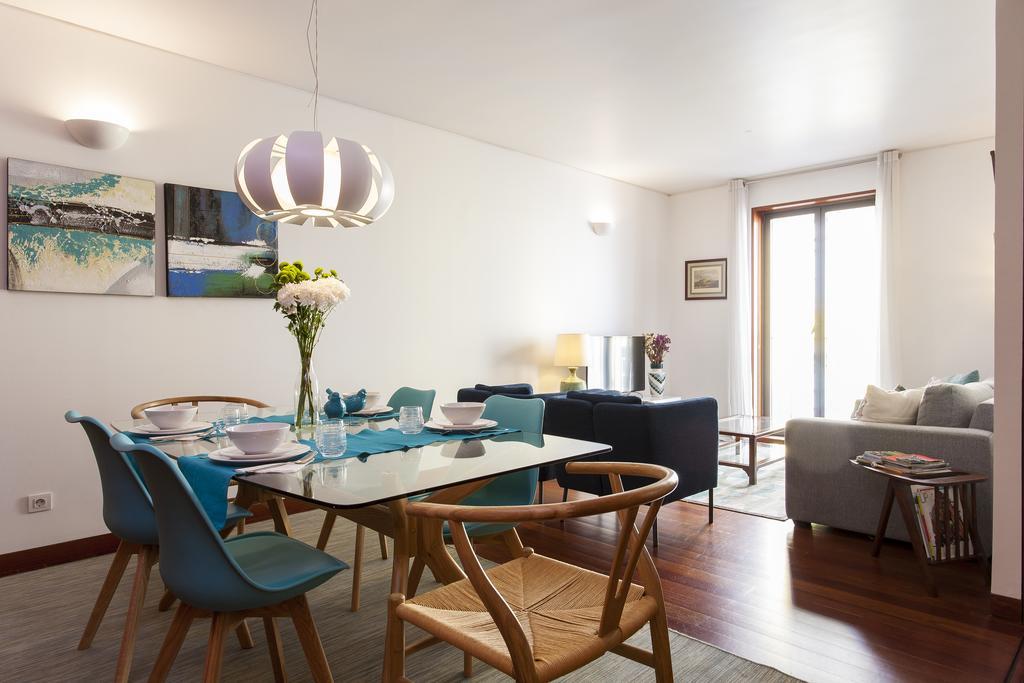 Charming 2-bedroom In The Centre * Lissabon
